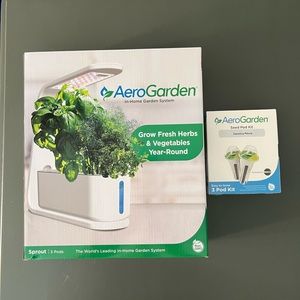 NIB aerogarden sprout with petunias